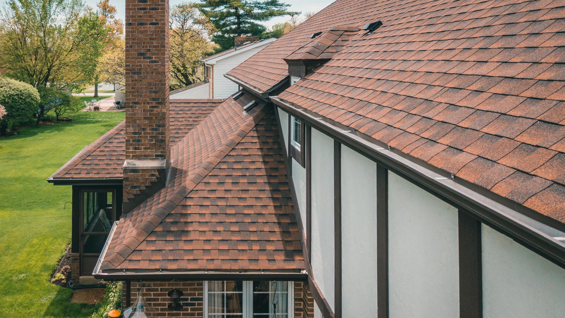 7 Signs It's Time For A New Roof - Lang Home Exteriors